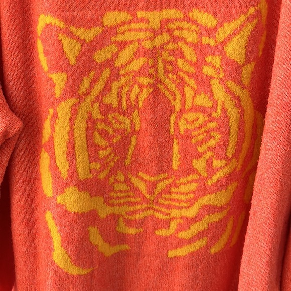 Torrid Raglan Pullover Sweater Tiger - Picture 2 of 8